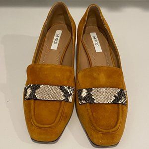 The Fold London Toffee Suede Pumps Size 38 (8) NWOT